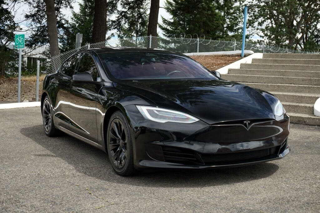 2018 TESLA Model S