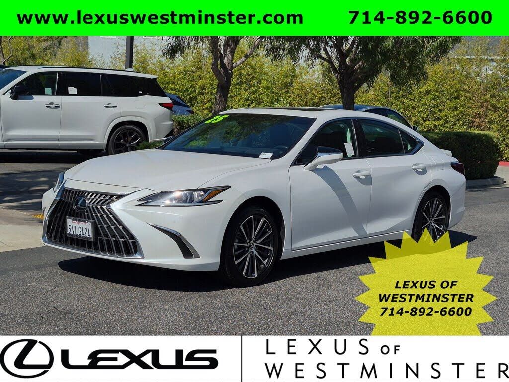 2025 LEXUS ES