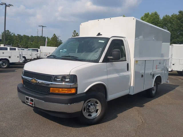 2025 GMC Savana