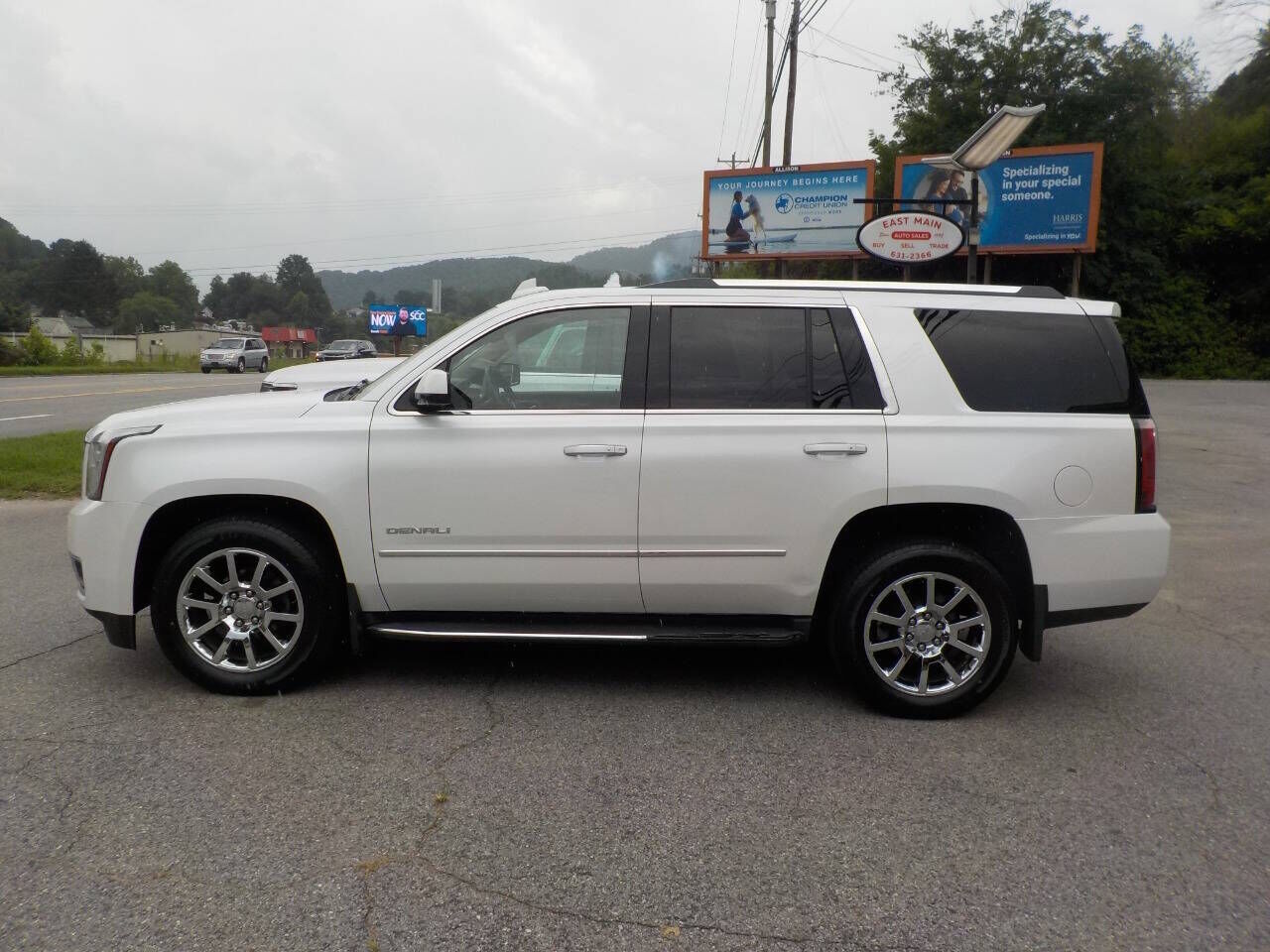 2016 GMC Yukon