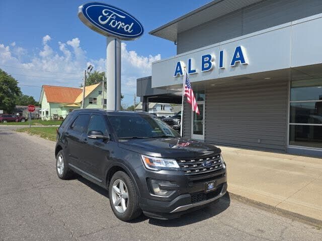 2017 FORD Explorer