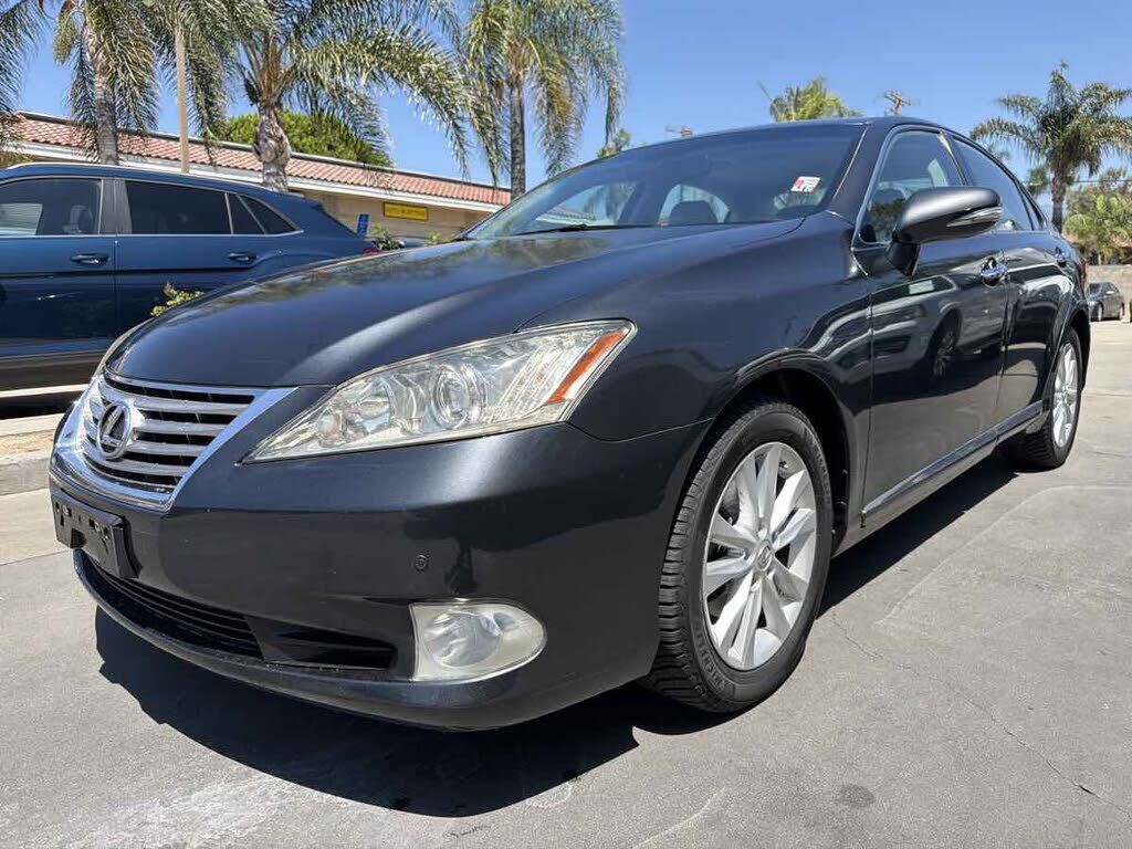 2011 LEXUS ES
