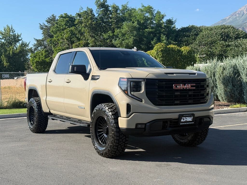 2023 GMC Sierra