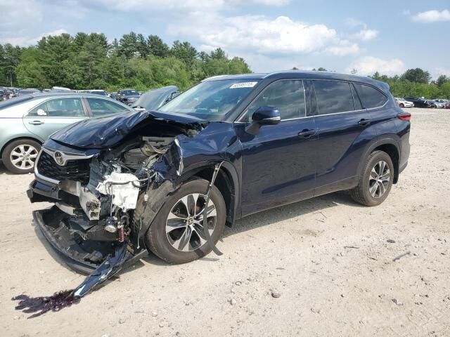 2020 TOYOTA Highlander