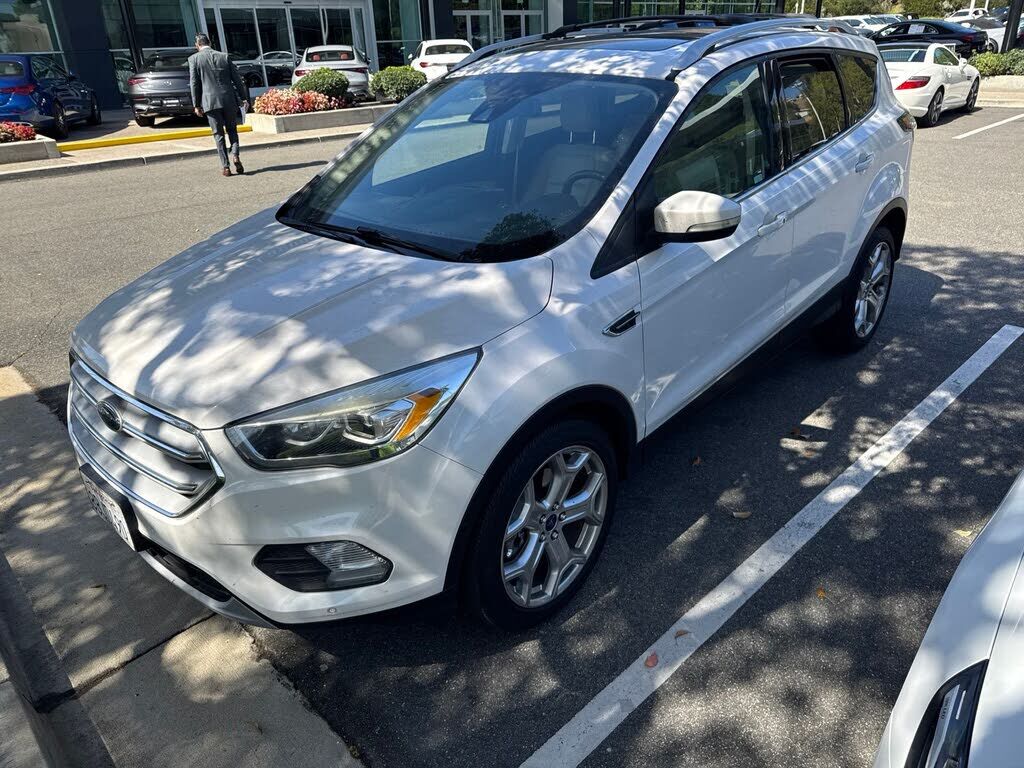 2018 FORD Escape