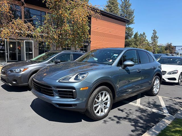 2019 PORSCHE Cayenne