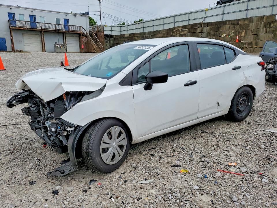 2021 NISSAN Versa