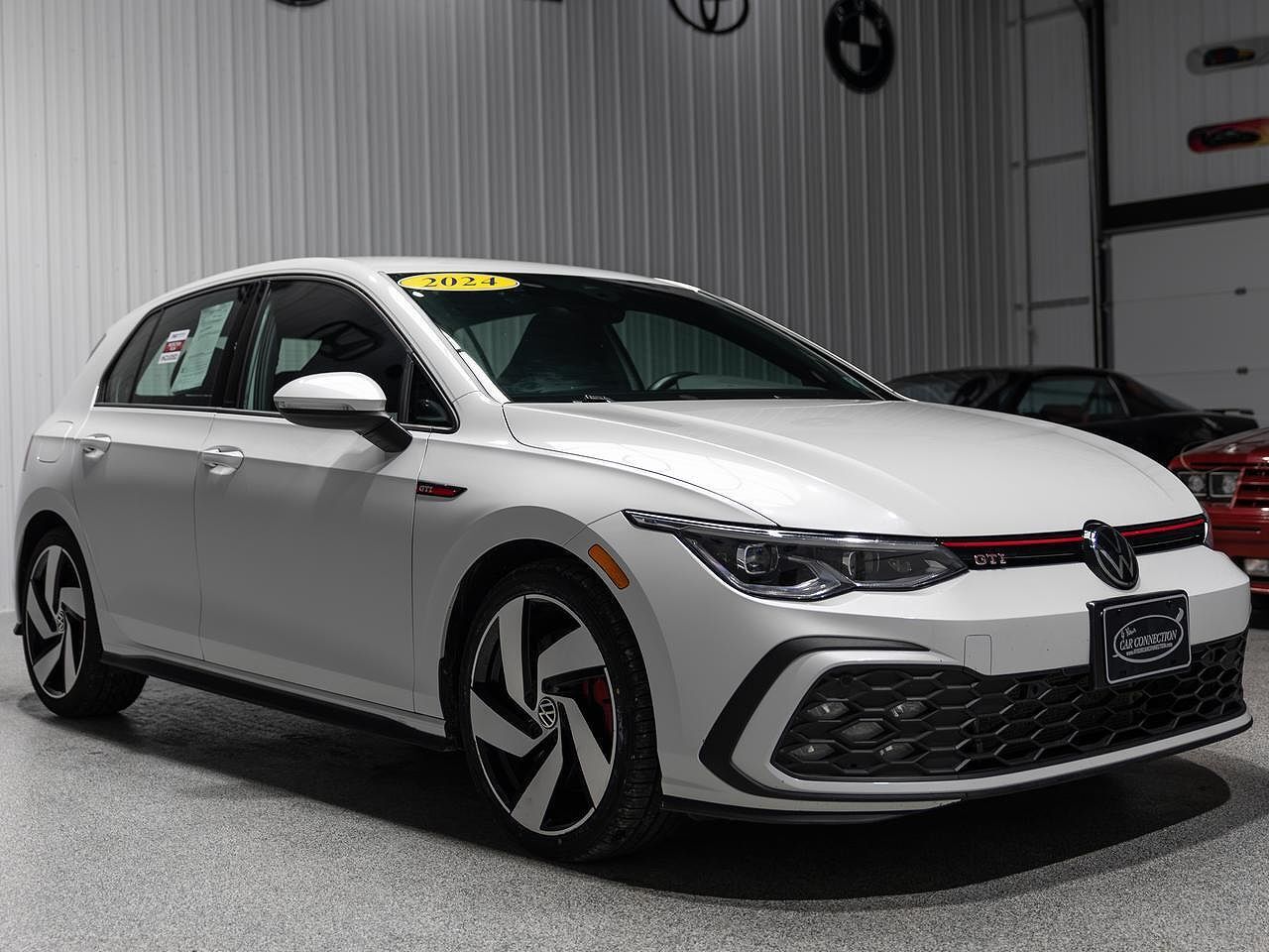 2024 VOLKSWAGEN Golf GTI