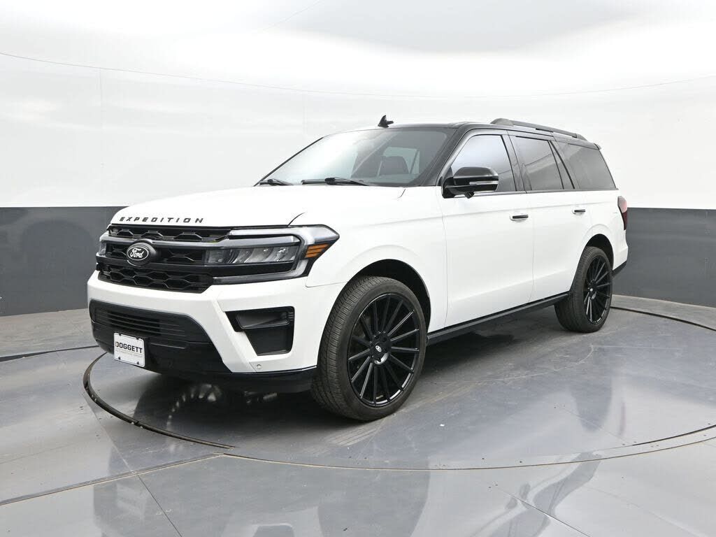 2023 FORD Expedition