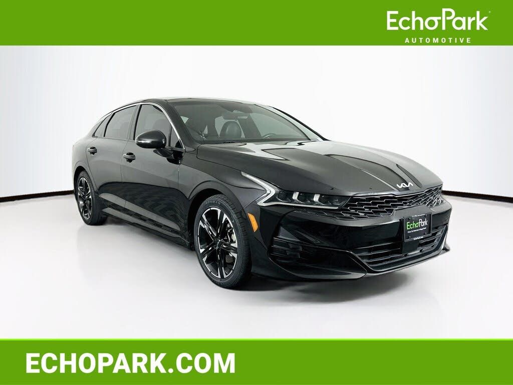 2022 KIA K5