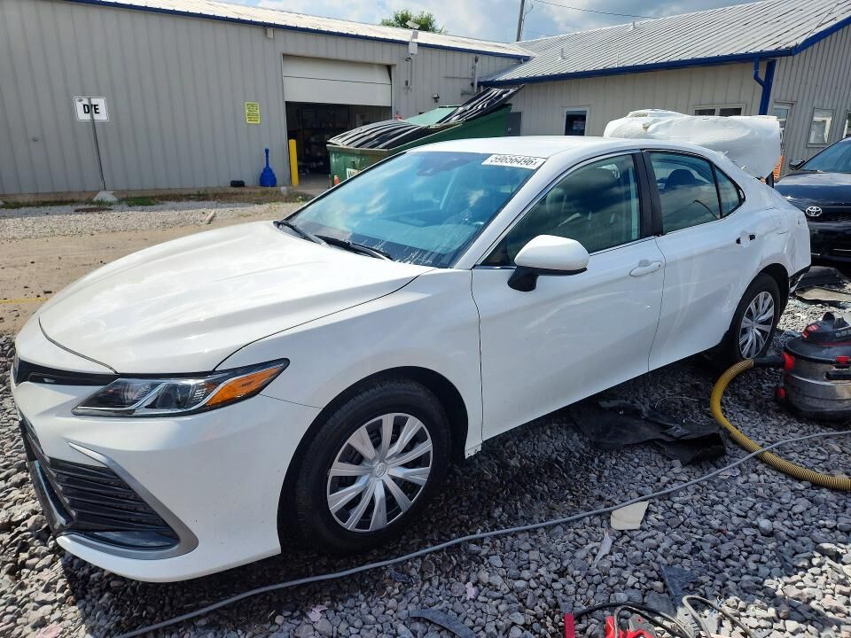 2022 TOYOTA Camry