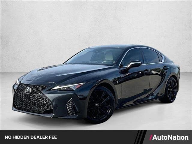 2022 LEXUS IS