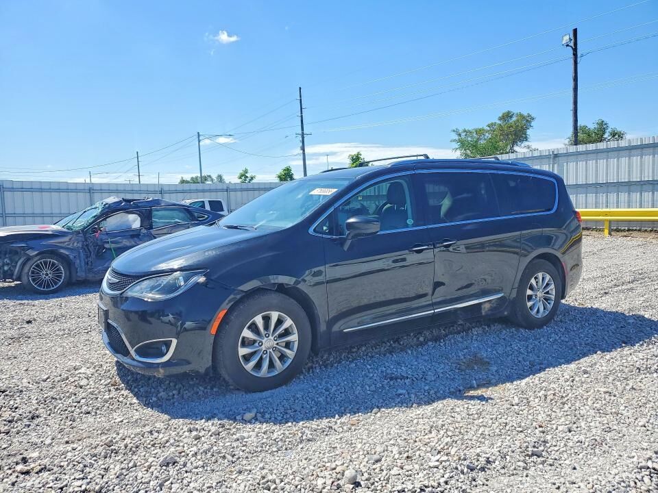2018 CHRYSLER Pacifica