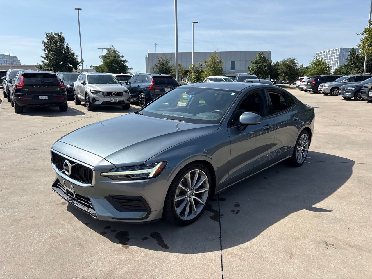 2019 VOLVO S60