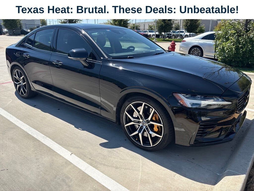 2019 VOLVO S60