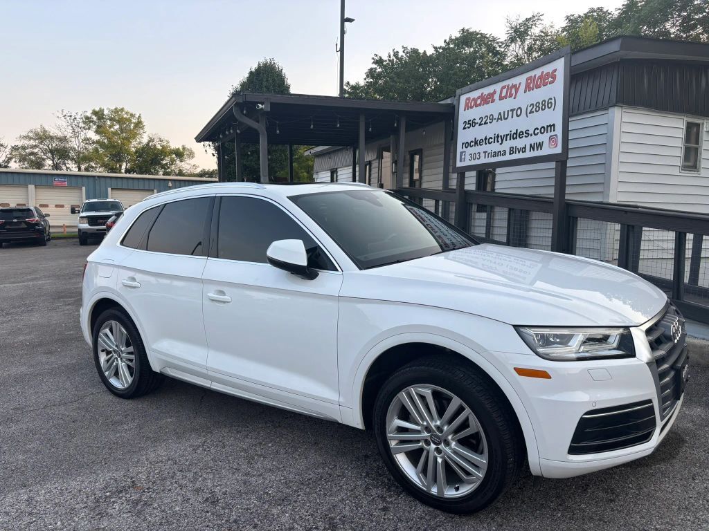 2018 AUDI Q5
