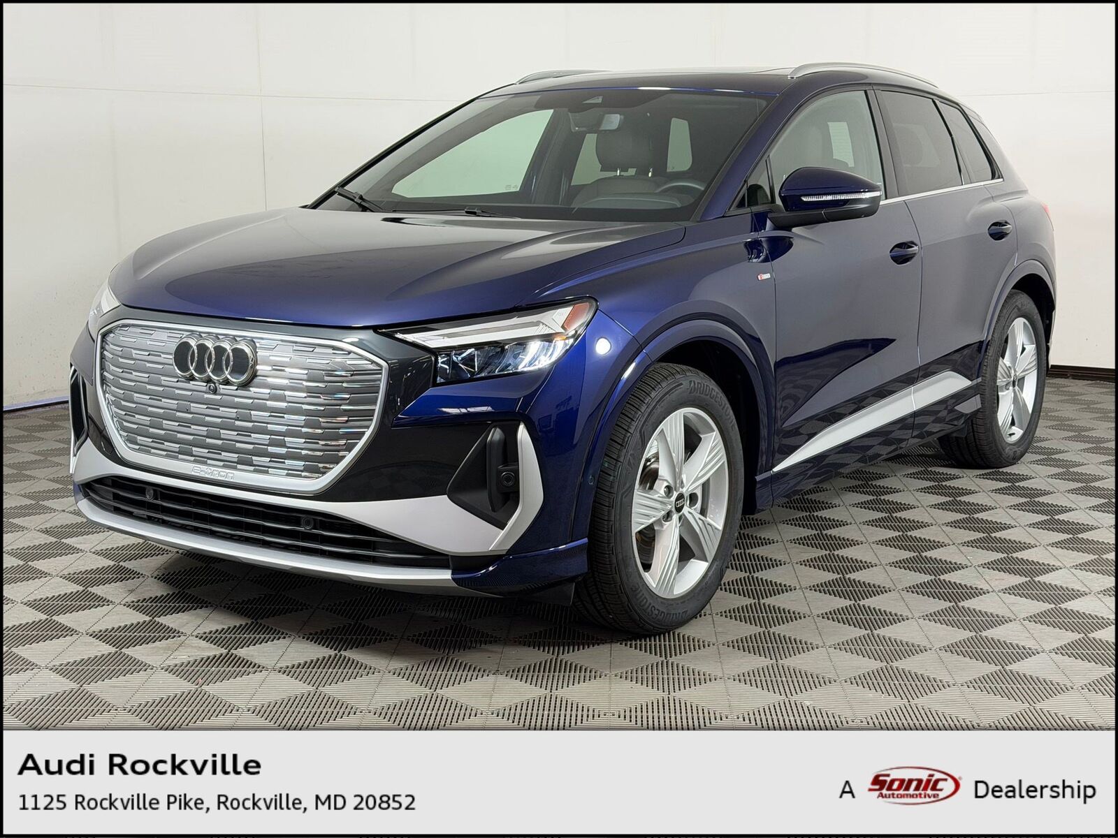 2026 AUDI Q4