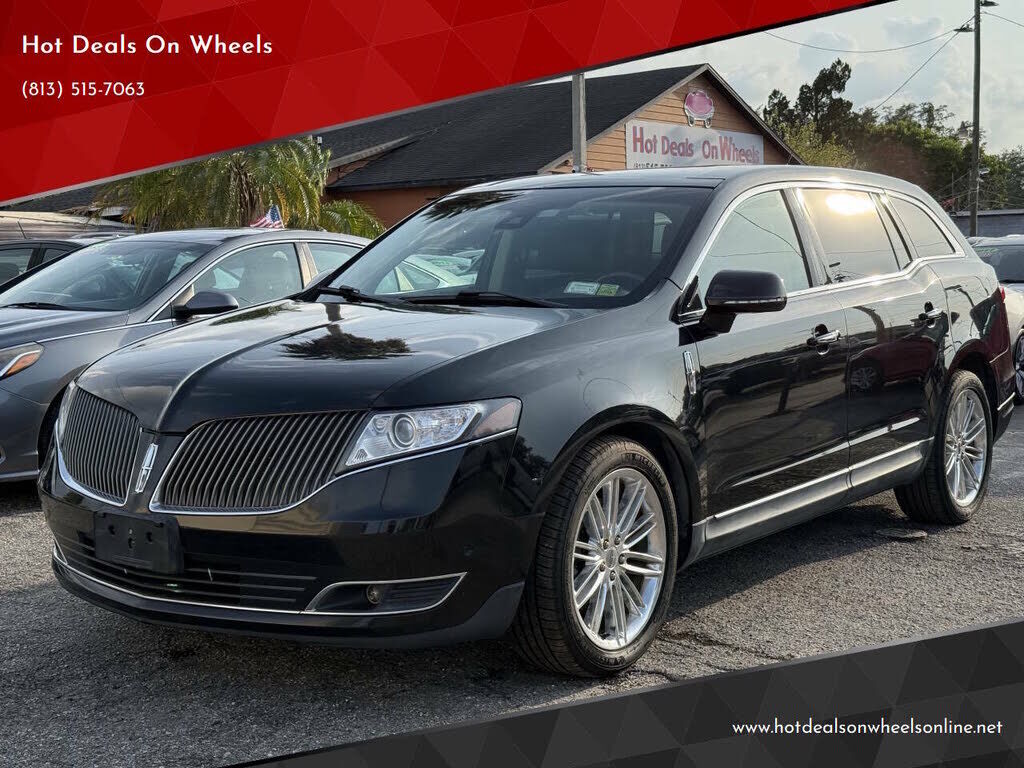 2013 LINCOLN MKT