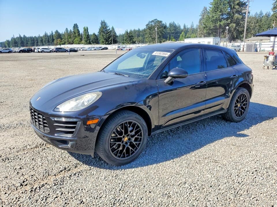 2015 PORSCHE Macan