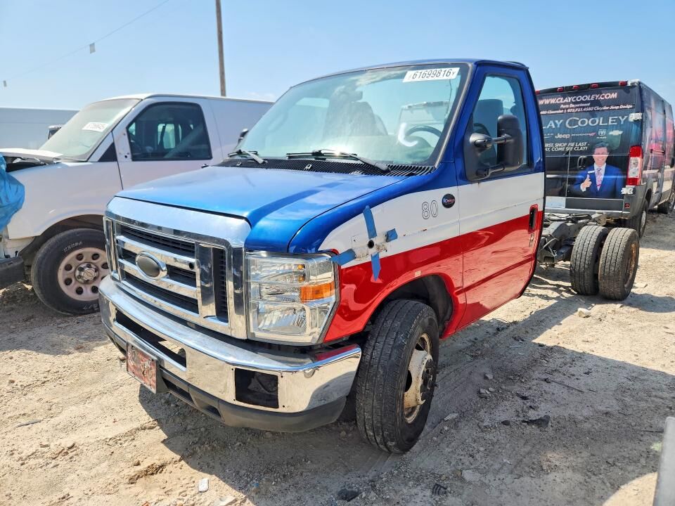 2015 FORD E-350