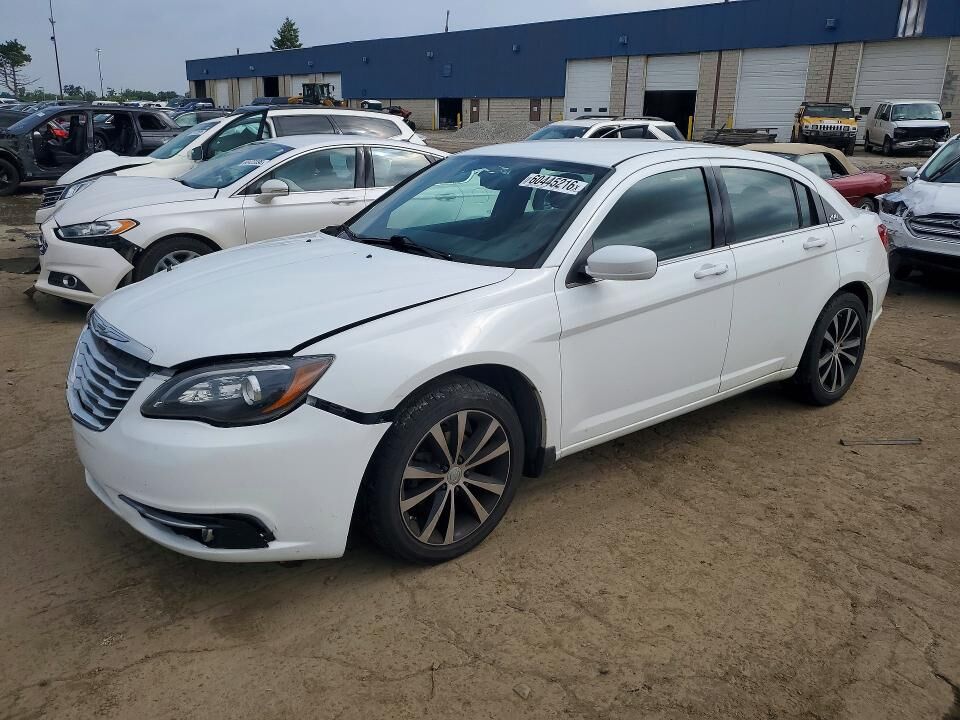 2014 CHRYSLER 200