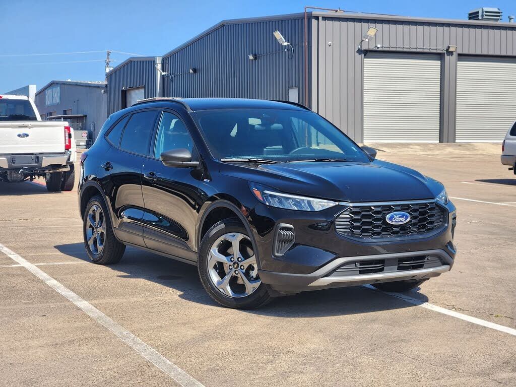 2025 FORD Escape