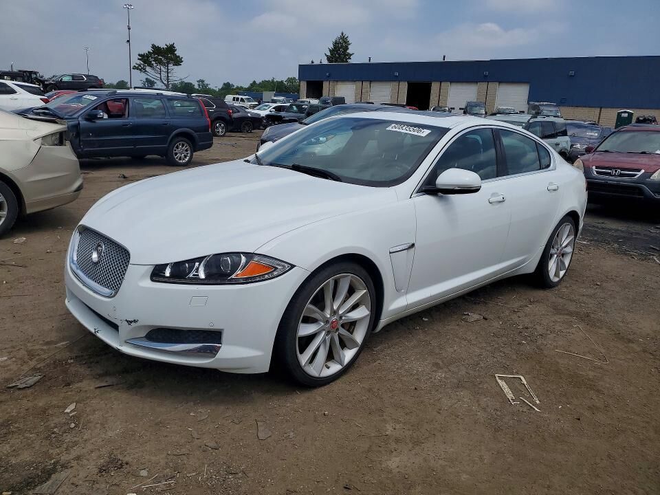 2015 JAGUAR XF