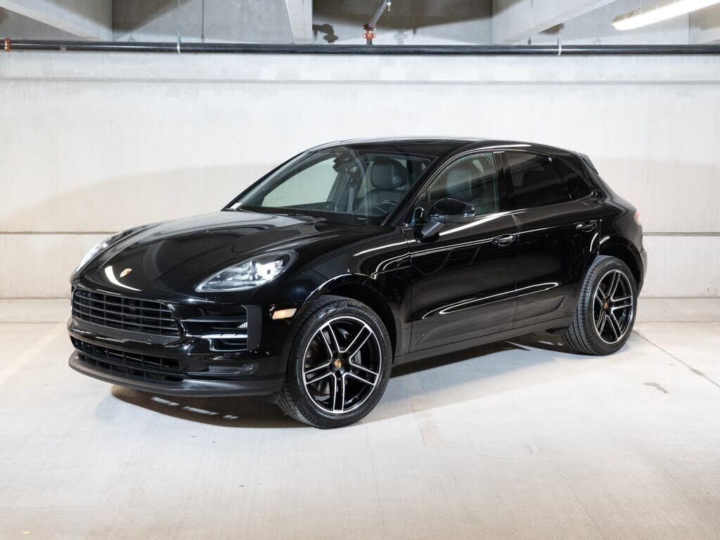 2020 PORSCHE Macan