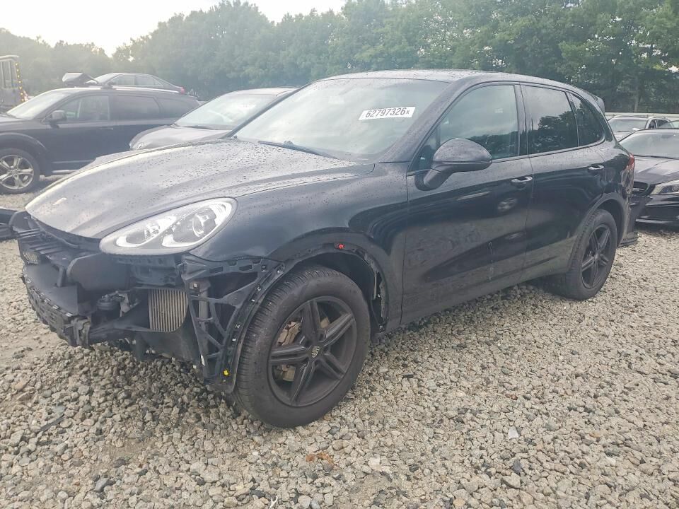 2015 PORSCHE Cayenne