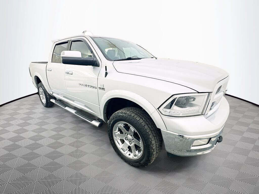 2012 DODGE Ram