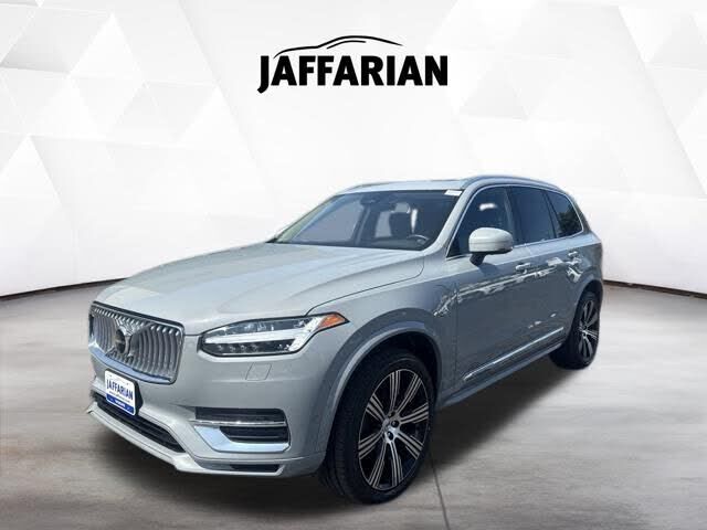 2024 VOLVO XC90