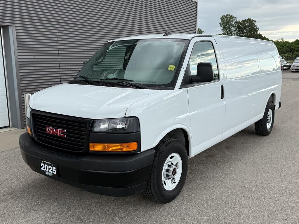 2025 GMC Savana