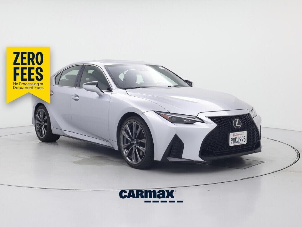 2023 LEXUS IS