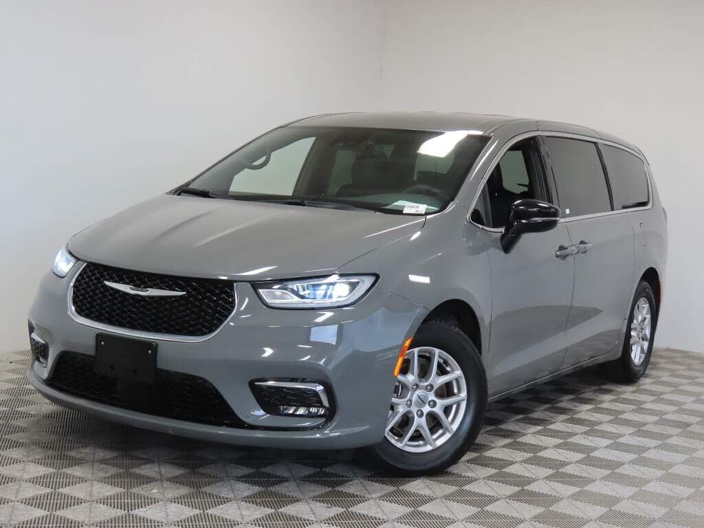 2025 CHRYSLER Pacifica