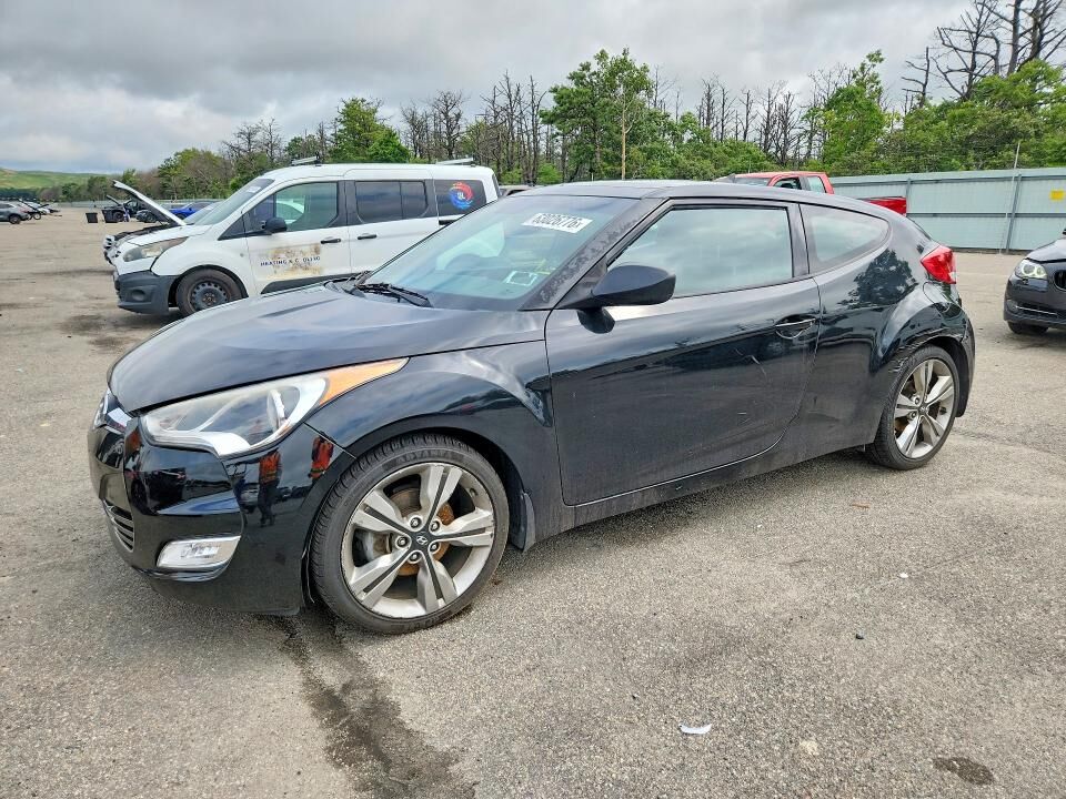 2016 HYUNDAI Veloster
