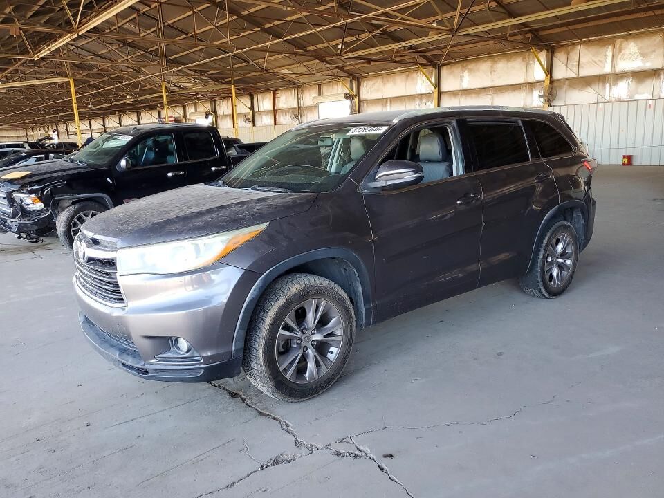 2015 TOYOTA Highlander