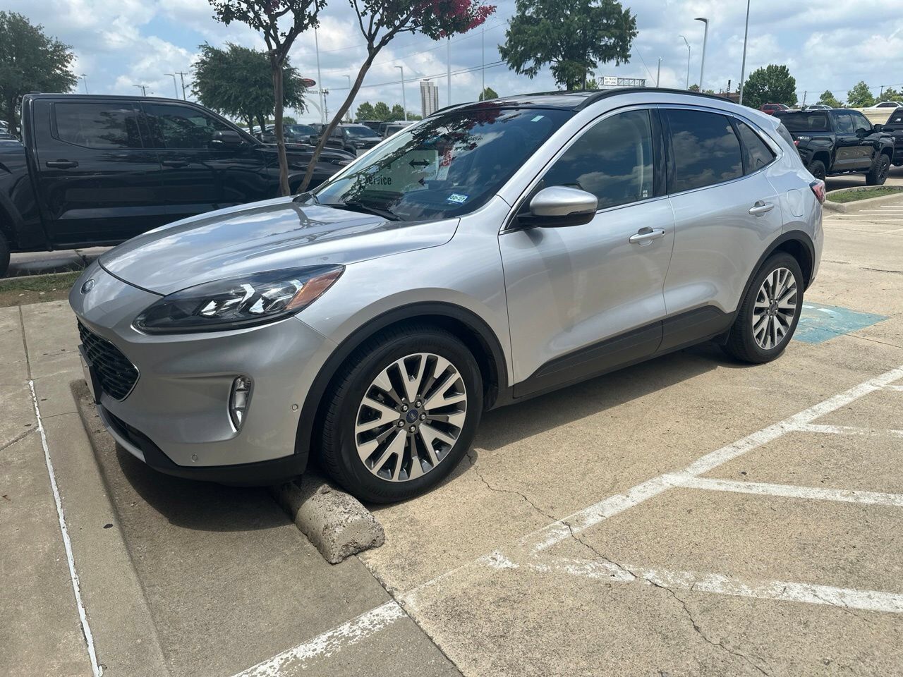 2020 FORD Escape