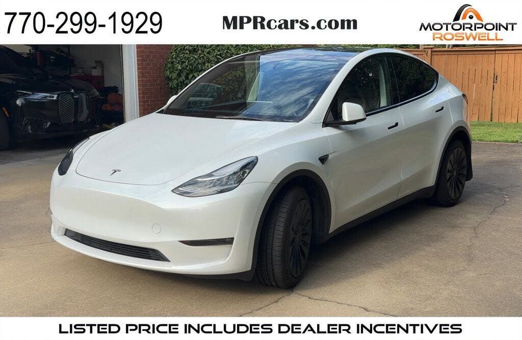 2023 TESLA Model Y