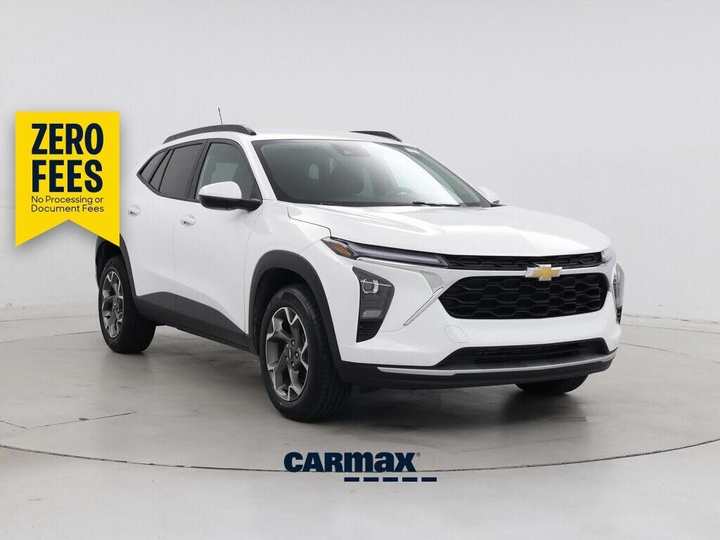 2025 CHEVROLET Trax