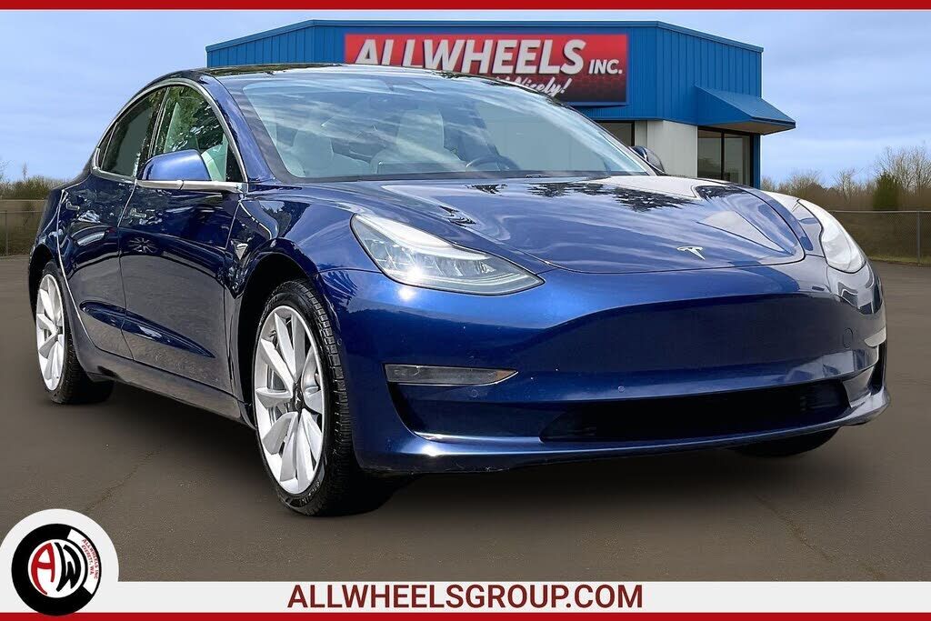 2019 TESLA Model 3