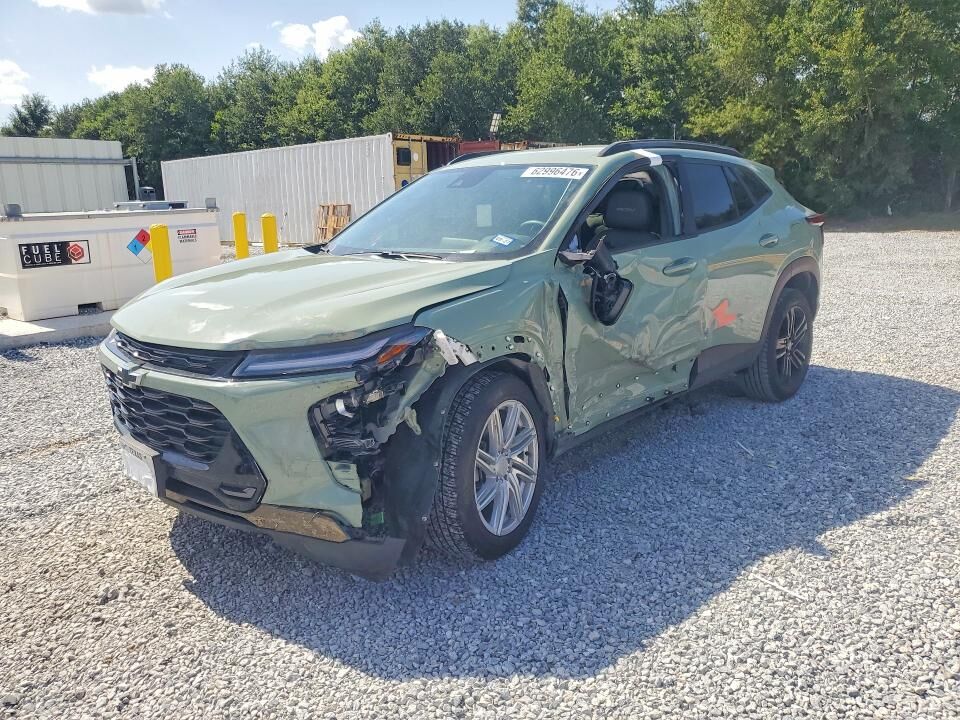 2025 CHEVROLET Trax