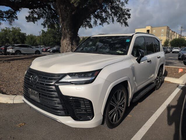 2024 LEXUS LX