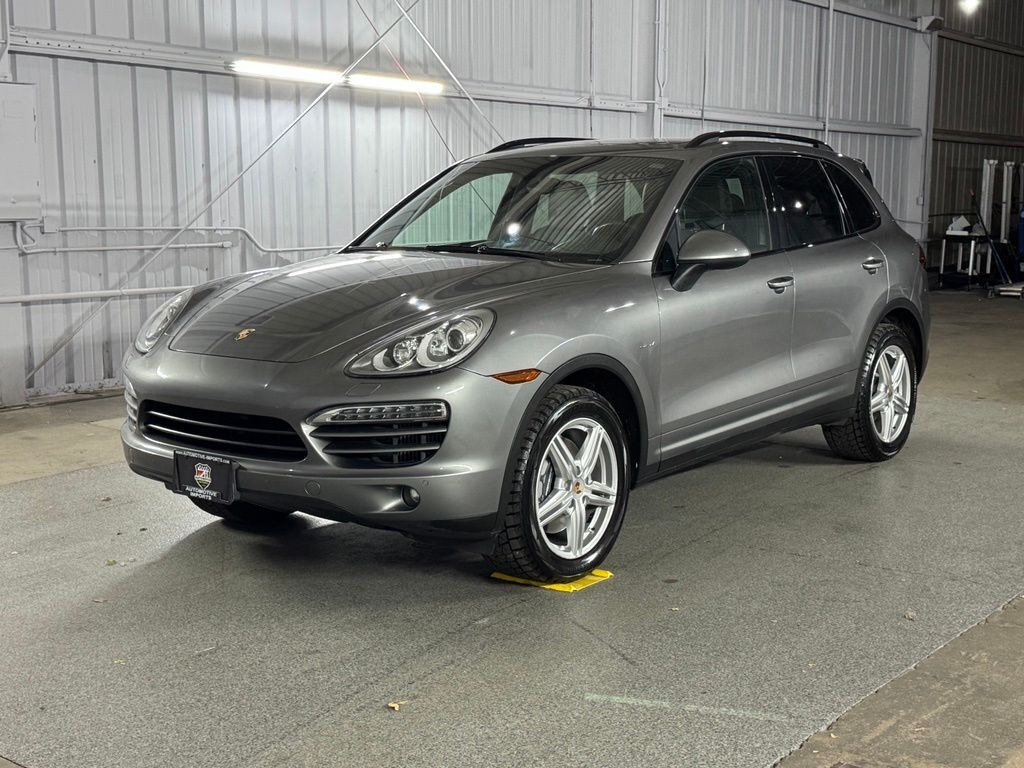 2014 PORSCHE Cayenne