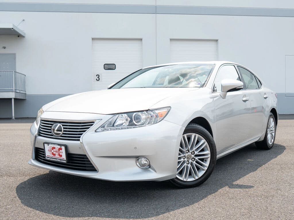 2013 LEXUS ES