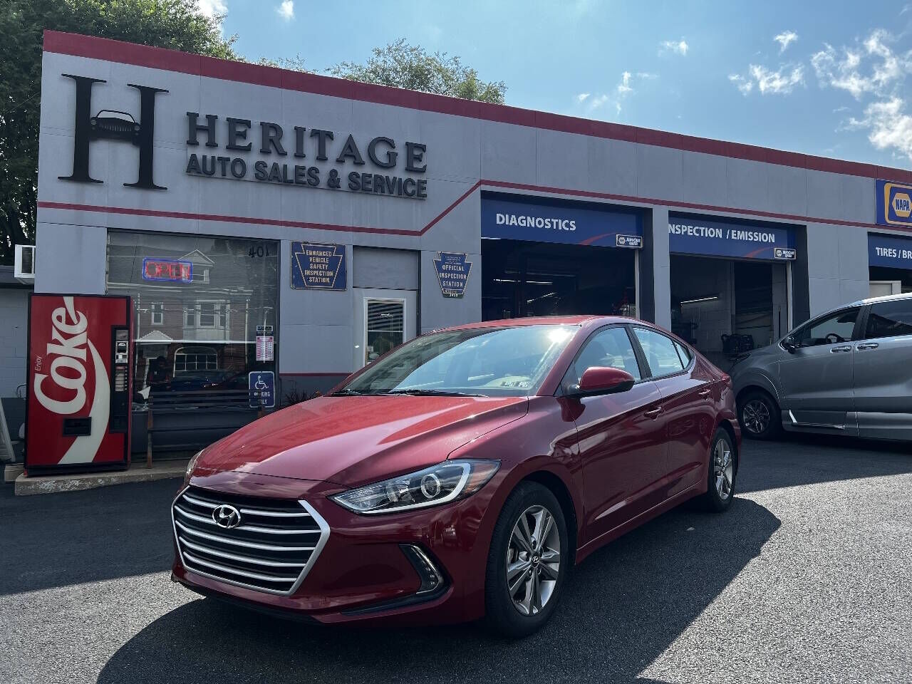2018 HYUNDAI Elantra