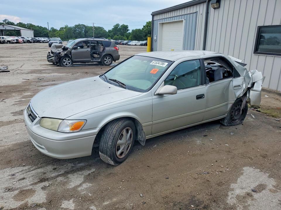2001 TOYOTA Camry