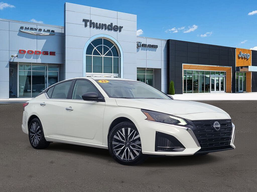 2025 NISSAN Altima