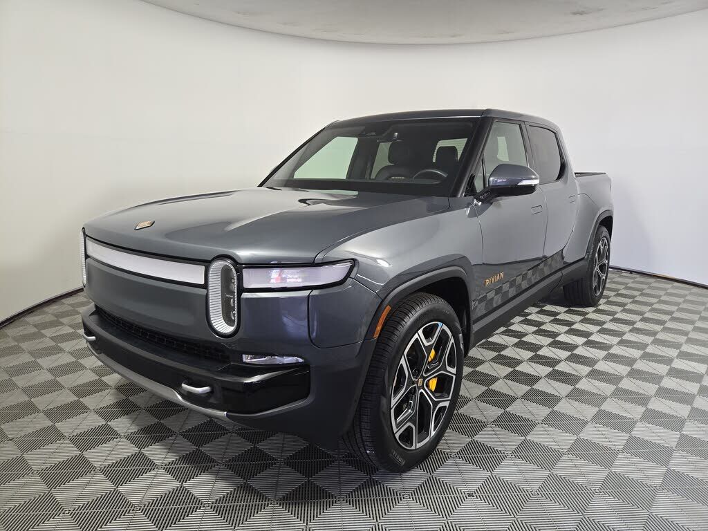 2024 RIVIAN R1T
