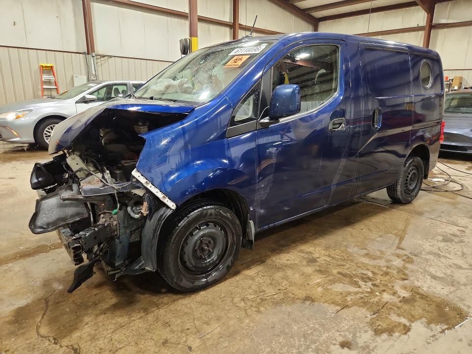 2014 NISSAN NV200