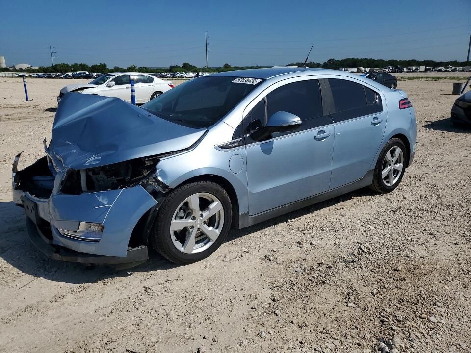 2013 CHEVROLET Volt
